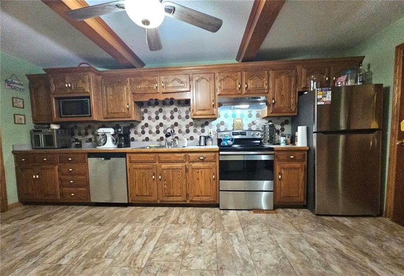 870 Highway K 171 Hw, Pittsburg, KS 66762