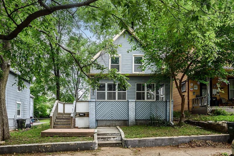 512 Ottawa St, Leavenworth, KS 66048