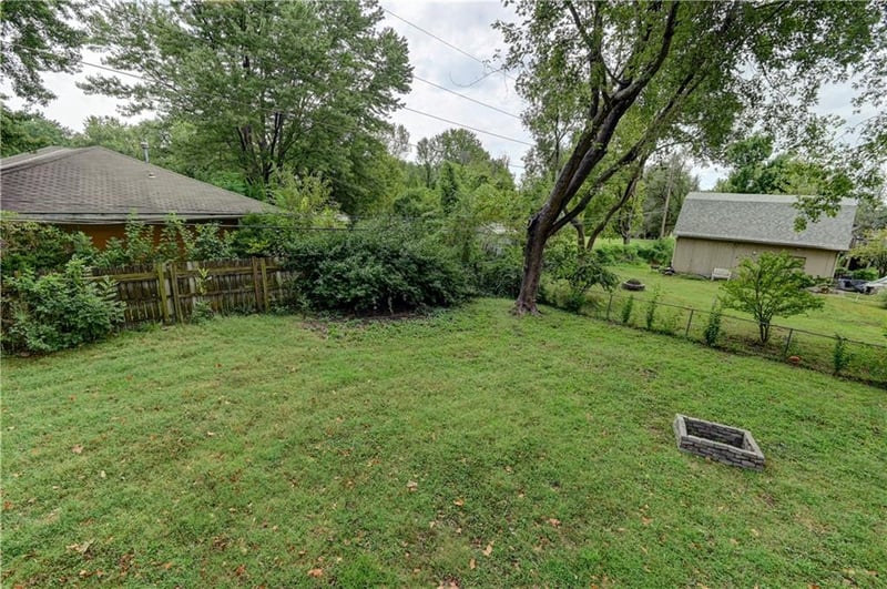 109 Garden St, Grain Valley, MO 64029