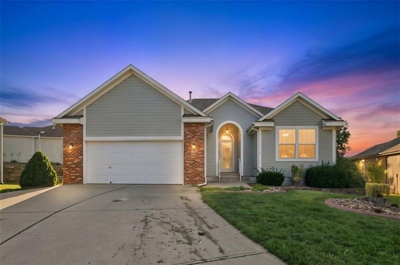 7304 N Cypress Ave, Kansas City, MO 64119