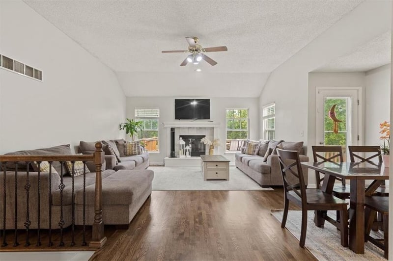 540 W Northview St, Olathe, KS 66061