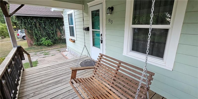 913 E 5th St, Pittsburg, KS 66762