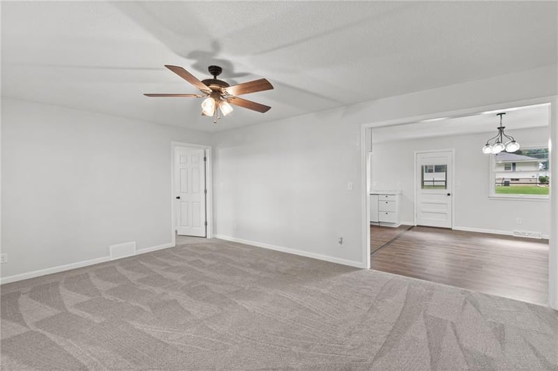 1308 N Cherry St, Cameron, MO 64429