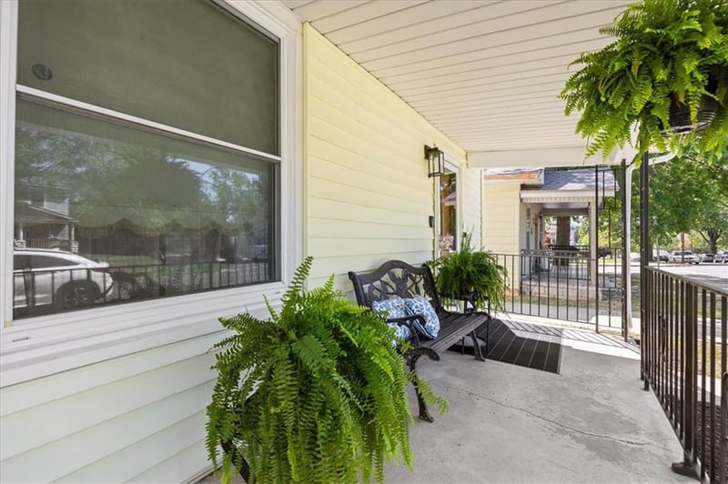 305 N 14th St, Kansas City, KS 66102