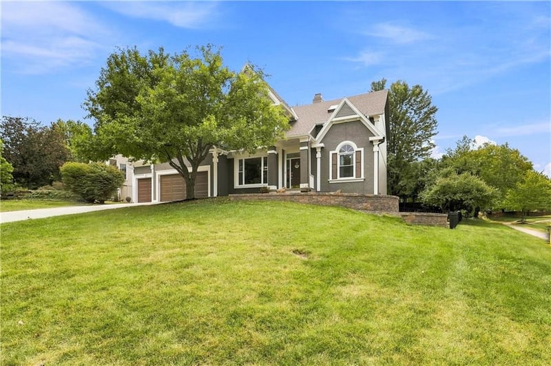 14702 England St, Overland Park, KS 66221