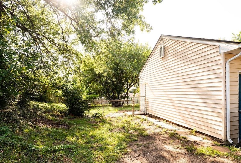 10010 Bellaire Ave, Kansas City, MO 64134