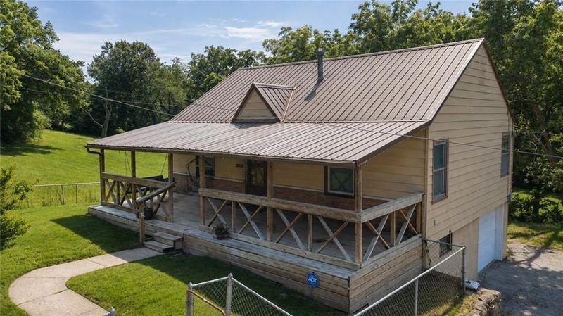 2928 N 43rd St, Kansas City, KS 66104
