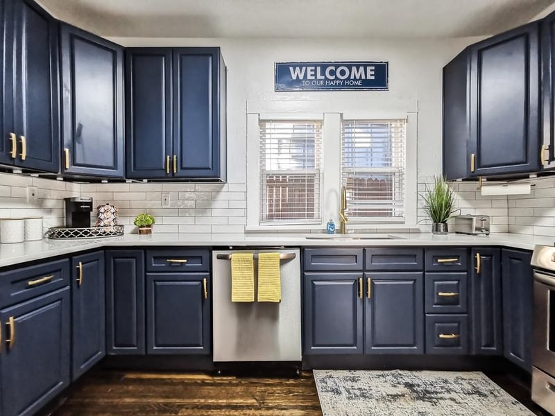 4548 Mercier St, Kansas City, MO 64111