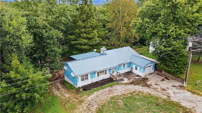 13300 E Kentucky Rd, Independence, MO 64050