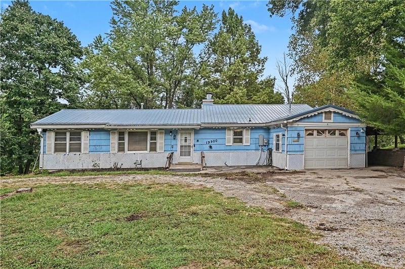 13300 E Kentucky Rd, Independence, MO 64050