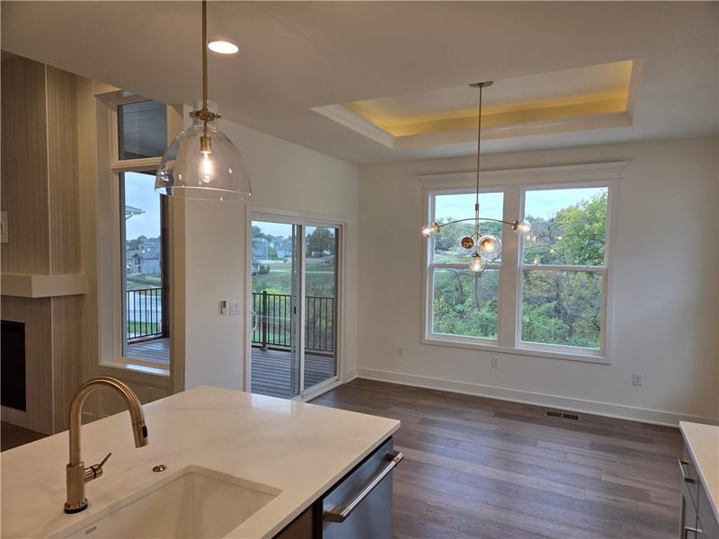 7235 Westgate St, Shawnee, KS 66216