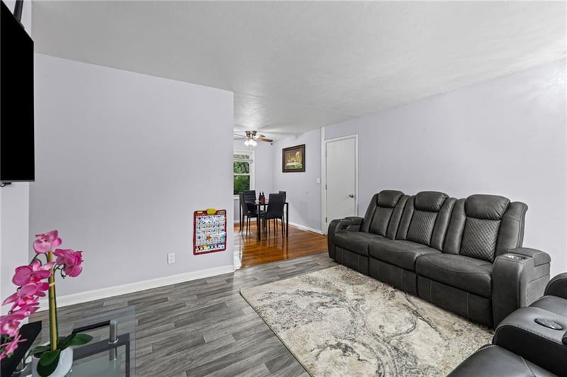 7612 E 51st Ter, Kansas City, MO 64129