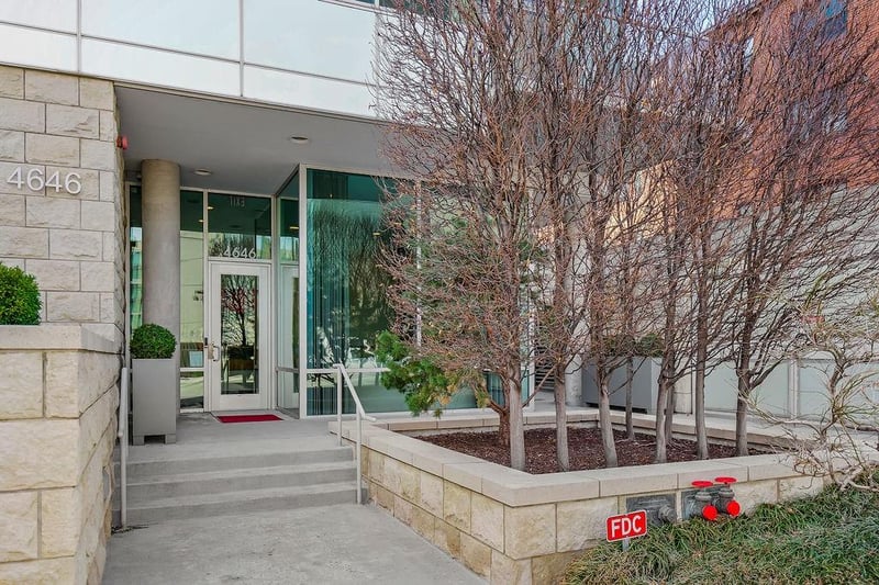 4646 Broadway Blvd #3S, Kansas City, MO 64112