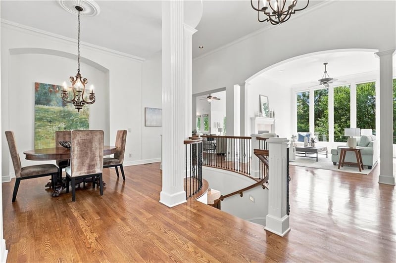 15145 Pawnee Cir, Leawood, KS 66224