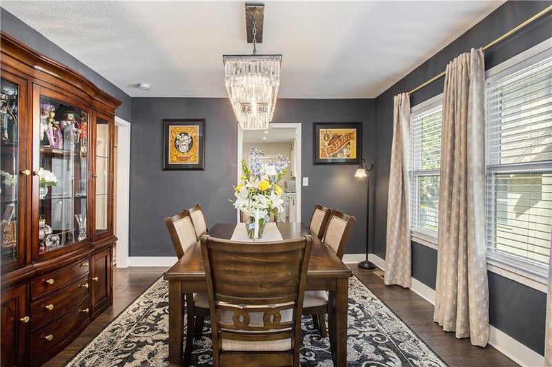 702 E 71 Ter, Kansas City, MO 64131