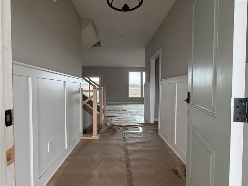 834 Reed Dr, Raymore, MO 64083