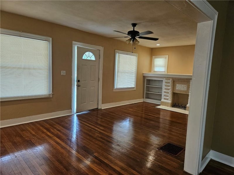 6214 Swope Pw, Kansas City, MO 64130