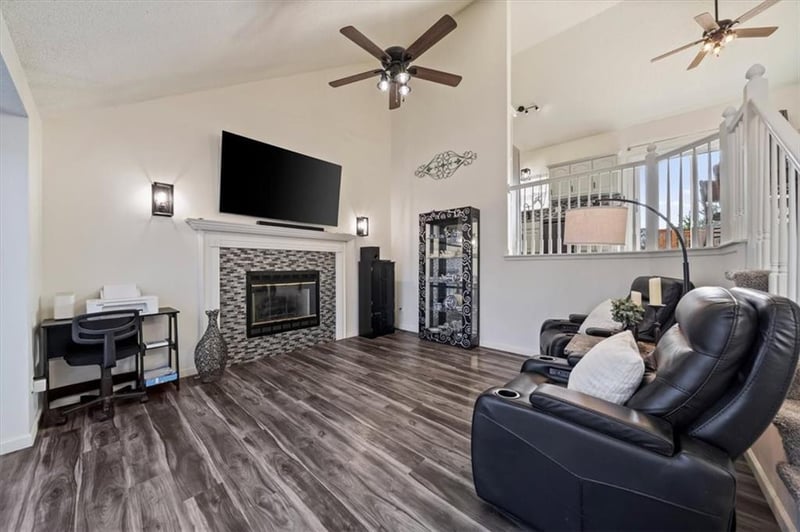 715 Shiloh Dr, Raymore, MO 64083