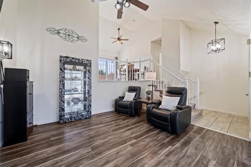 715 Shiloh Dr, Raymore, MO 64083