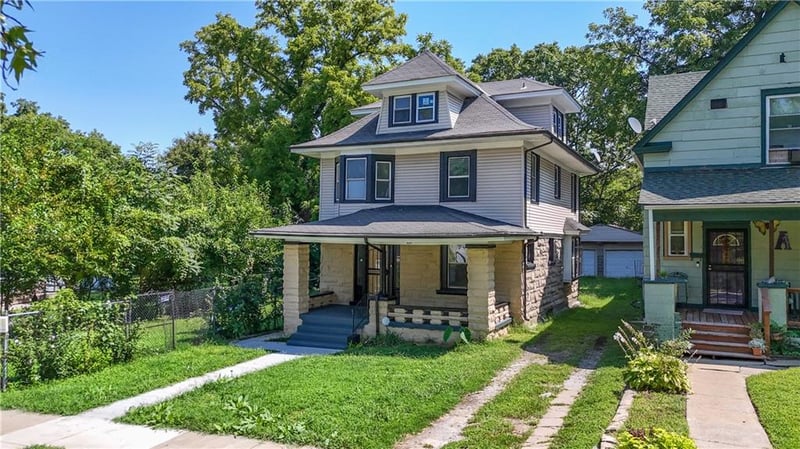2531 Olive St, Kansas City, MO 64127
