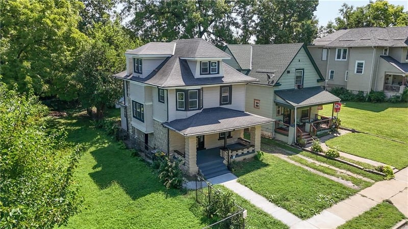 2531 Olive St, Kansas City, MO 64127
