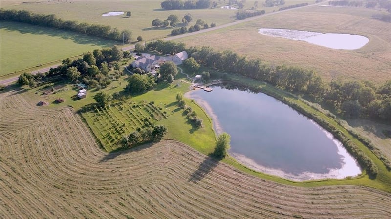 2152 N 700 Rd, Eudora, KS 66025