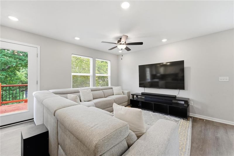 3508 N College Ave, Kansas City, MO 64117