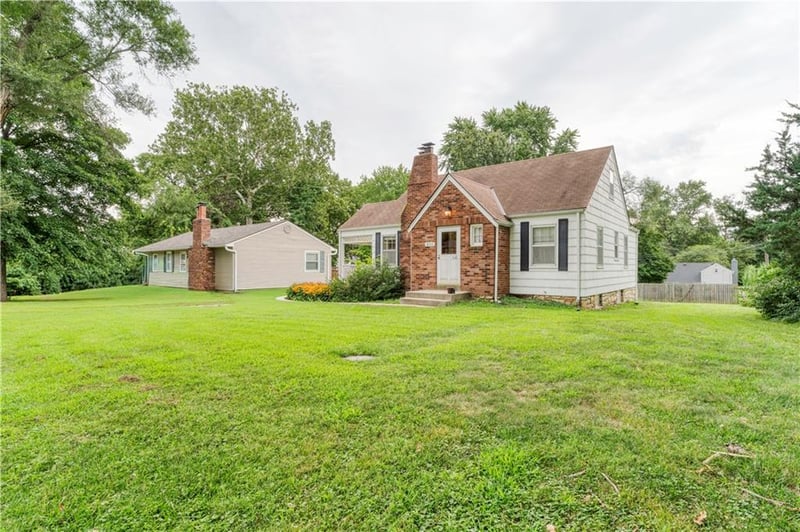 211 NE 82 Ter, Kansas City, MO 64118