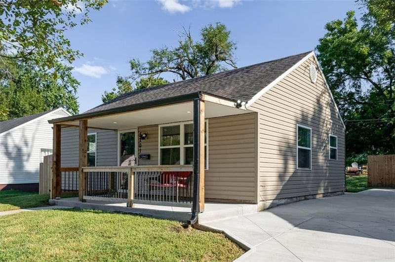 5201 Locust Ave, Kansas City, KS 66106