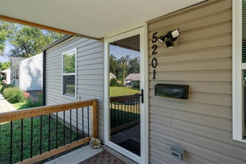 5201 Locust Ave, Kansas City, KS 66106