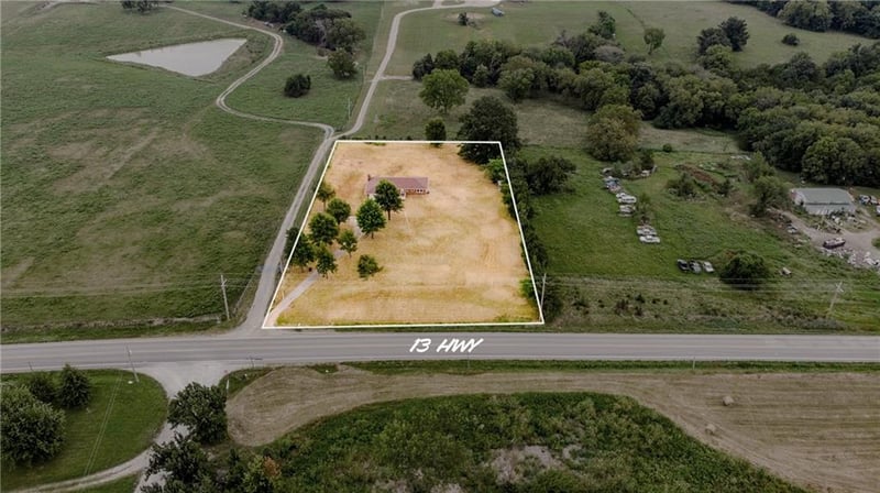 561 SE 13 Hw, Warrensburg, MO 64093