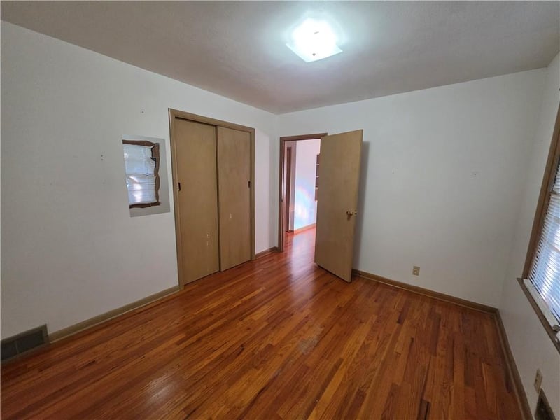 2126 S 48th St, Kansas City, KS 66106