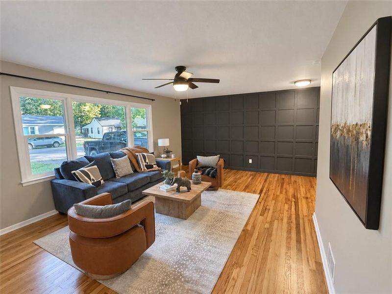 8810 E 71st Ter, Raytown, MO 64133