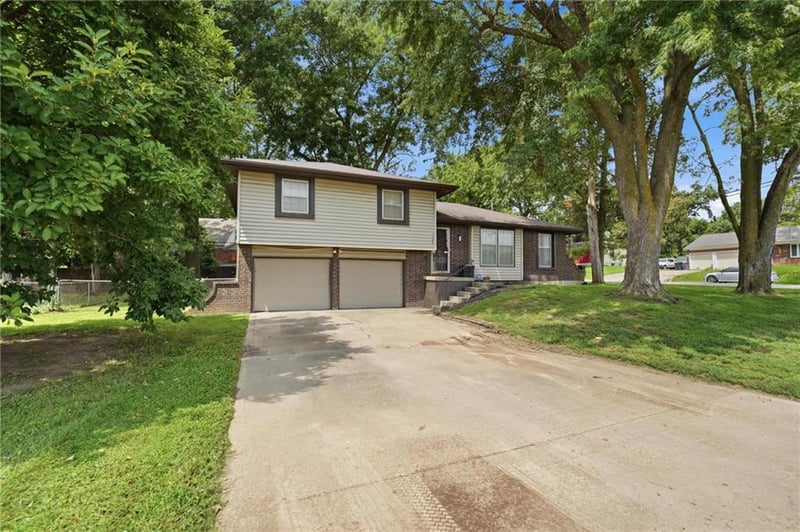 1766 N 64th Ter, Kansas City, KS 66102