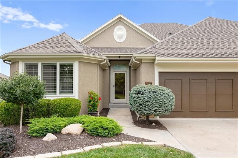 10007 Millstone Dr, Lenexa, KS 66220