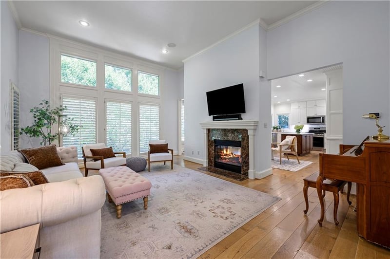 6229 W 128th St, Leawood, KS 66209