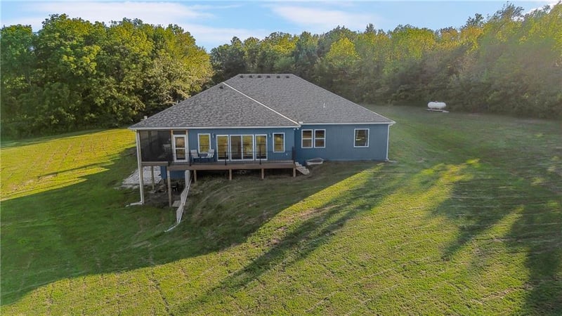 11606 E 355th St, Drexel, MO 64742