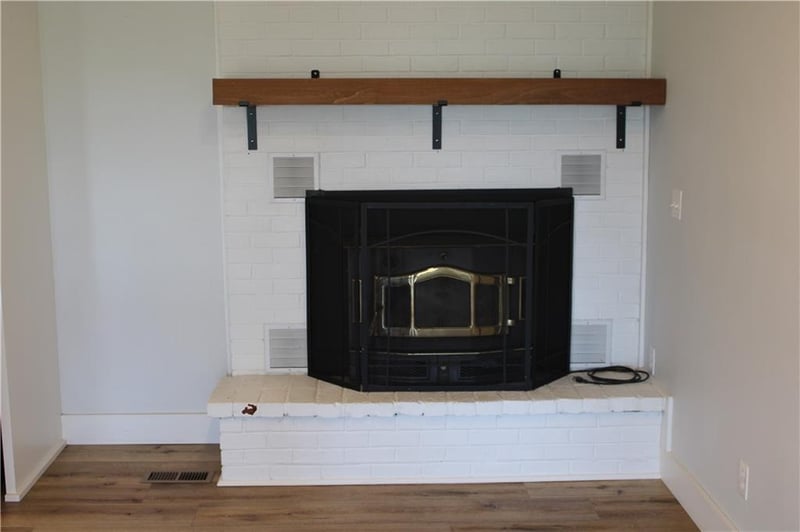 223 W 510th Ave, Cherokee, KS 66724