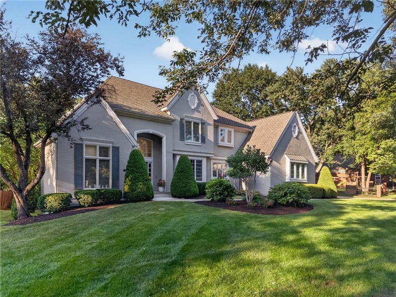 2800 W 125th St, Leawood, KS 66209