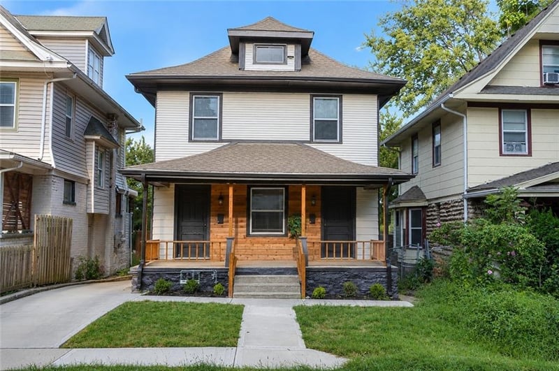4110 Charlotte St, Kansas City, MO 64110