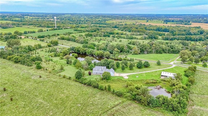 474 NW 400th Rd, Warrensburg, MO 64093