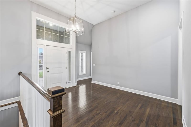 13112 W 170th St, Overland Park, KS 66221