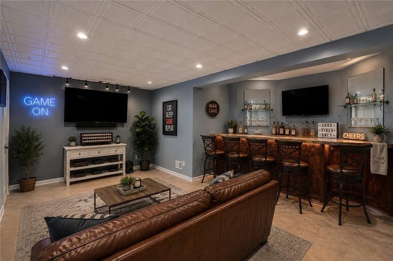 9009 N Kentucky Ave, Kansas City, MO 64157