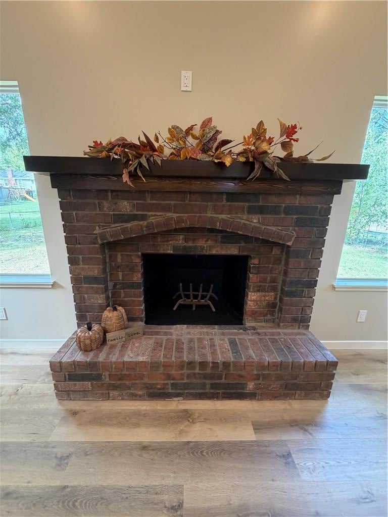 1206 W Lucy Webb Rd, Raymore, MO 64083