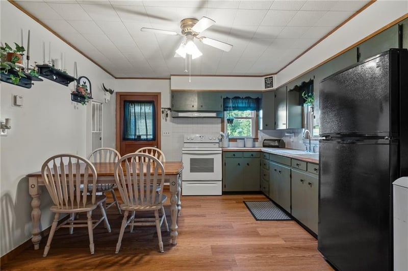 244 Locust St, Everest, KS 66424