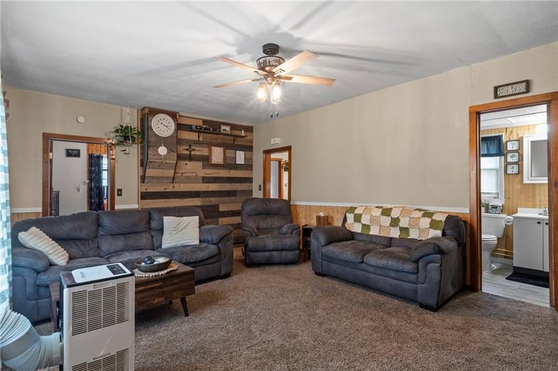 244 Locust St, Everest, KS 66424