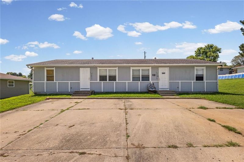 18872 Wigwam Dr, Independence, MO 64056