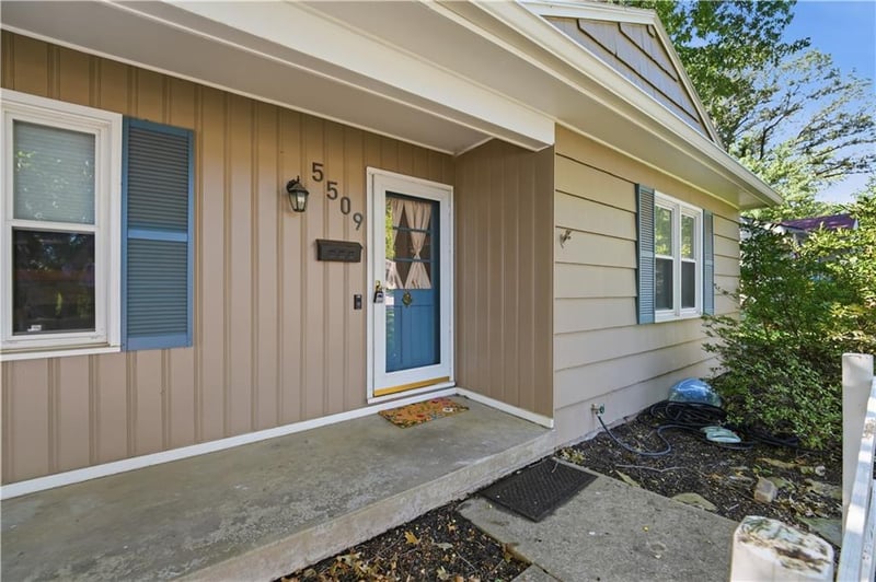 5509 W 70th Ter, Prairie Village, KS 66208