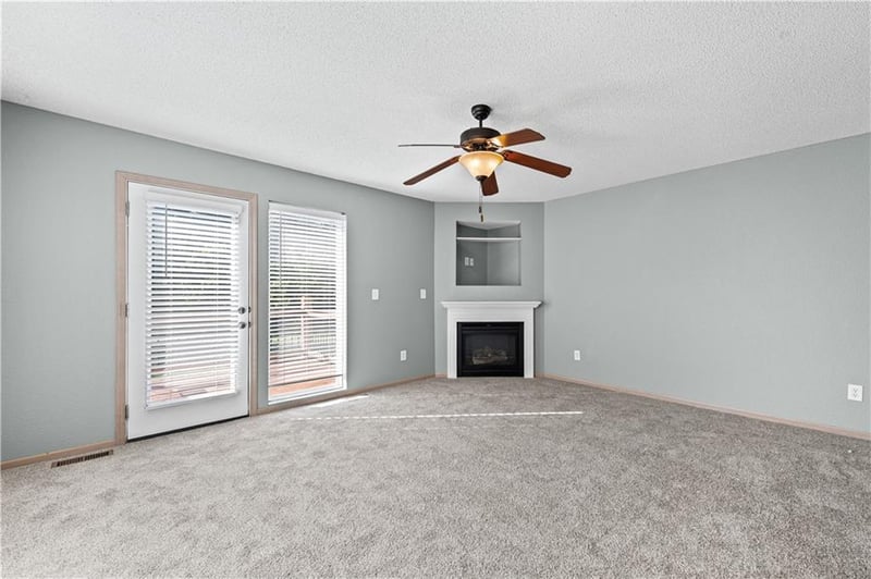 15355 NW 123rd St, Platte City, MO 64079