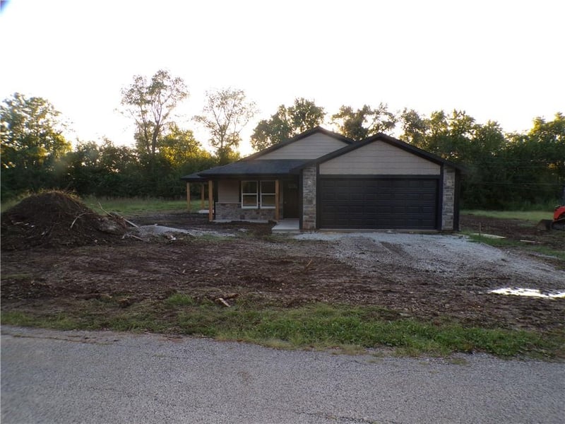 519 Spruce St, Bates City, MO 64011